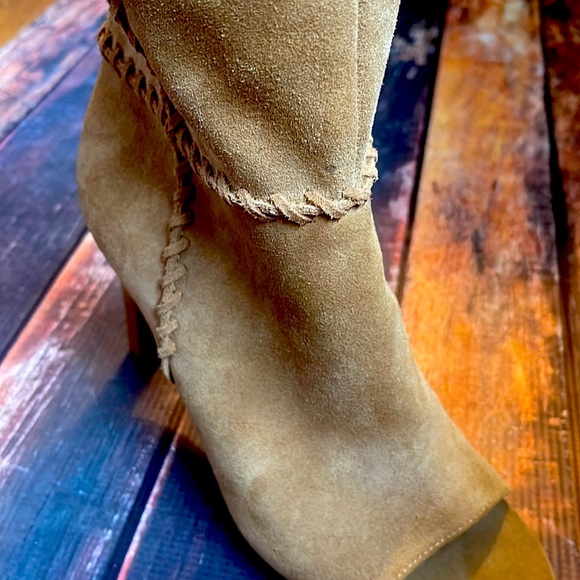 Vince Camuto booties - Picture 11 of 13